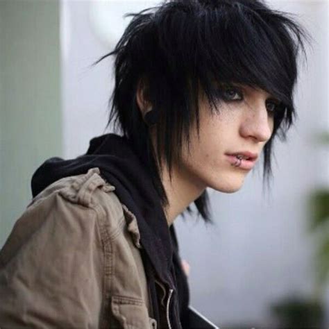 Johnnie Guilbert | Emo haircuts, Emo hairstyles for guys, Emo hair