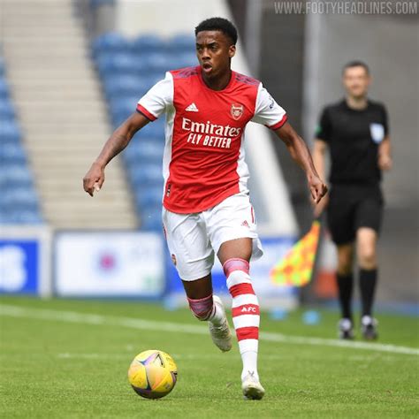 Arsenal 21-22 Home Kit Released - "Tricolor" Three Stripes Shorts - Footy Headlines