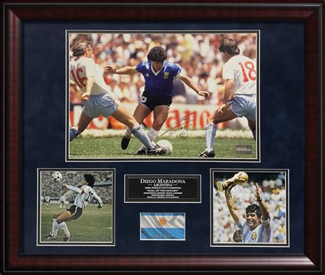 Diego Maradona Autograph Photo Argentina 3 Way 23x27 - New England Picture