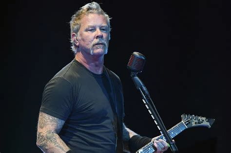 Metallica Cancel Tour Dates as James Hetfield Returns to Rehab