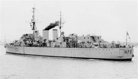 HMS Ariadne, British minelayer, WW2