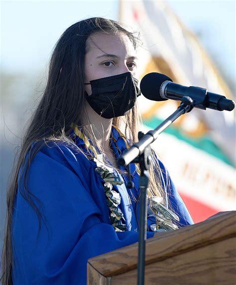 Will C. Wood High School graduation highlights resilience – The Vacaville Reporter