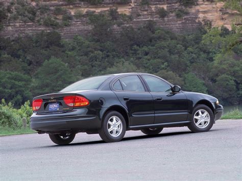 Chevrolet Alero technical specifications and fuel economy