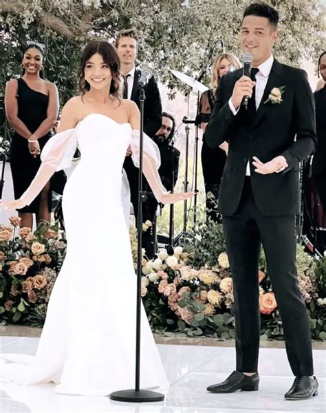 The 'Modern Family' Cast Reunion At Sarah Hyland's Wedding