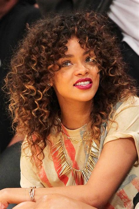 ️Rihanna Curly Hairstyles Free Download| Goodimg.co