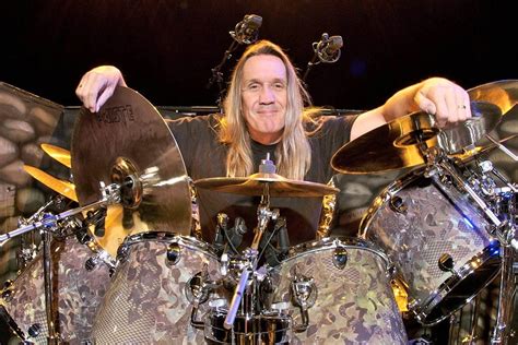 Nicko McBrain explique pourquoi il a parlé franchement de son état de santé - Alsalive