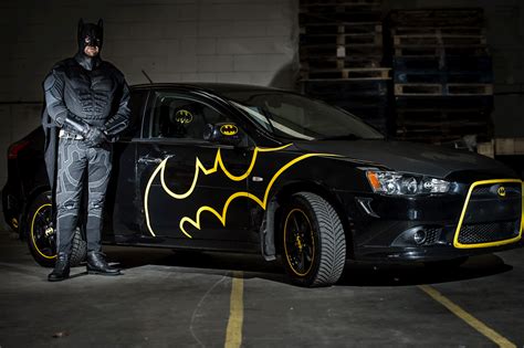 Superhero fan unveils his Batmobile - Deadline News