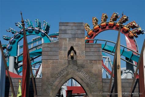 Dragon Challenge in the Wizarding World of Harry Potter at Universal ...