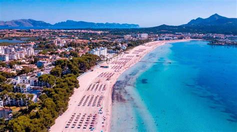 Playa de Alcudia 〗 Calas y Playas de Mallorca - Mallorqueando.com