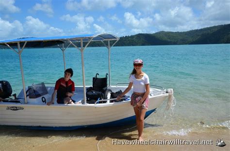 HAMILTON ISLAND ACTIVITIES - DINGHY HIRE - Have Wheelchair Will Travel