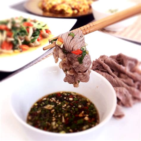 Food Makes Me Happy: Top Recipe - Shabu Shabu Black Angus Beef Slices with Ponzu Garlic Dipping ...