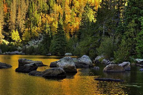 Fall colors in Rocky Mountain National Park . . . www.stayingrandlake ...