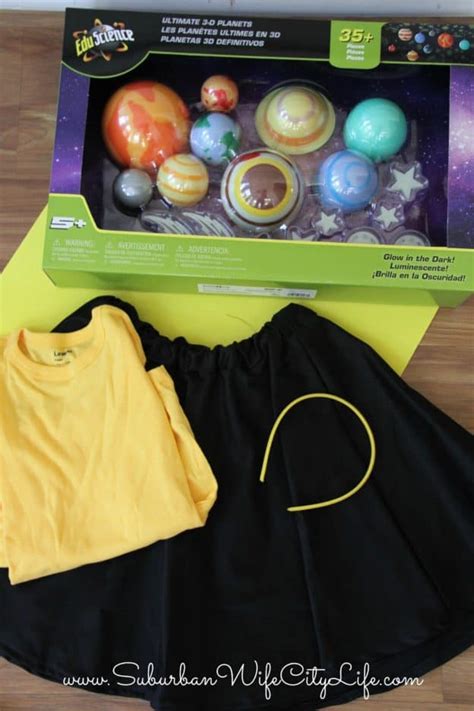 DIY Solar System Costume - Suburban Wife, City Life