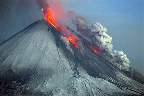 Global Volcanism Program | Image GVP-12077