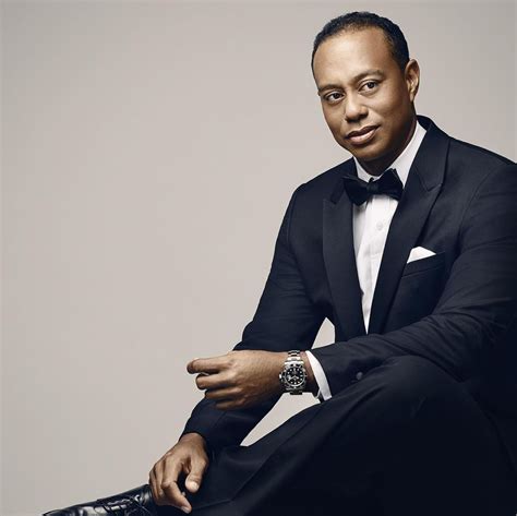 Tiger Woods with Rolex Submariner | Rolex submariner, Men mode, Rolex men