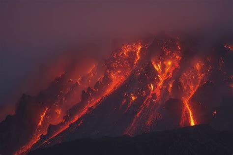 Montserrat Volcano Eruption - Yorkshire West Indian Carnival Network