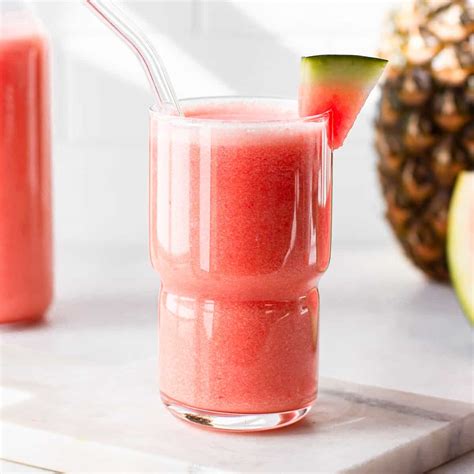 Watermelon Strawberry Smoothie - Cooking With Elo