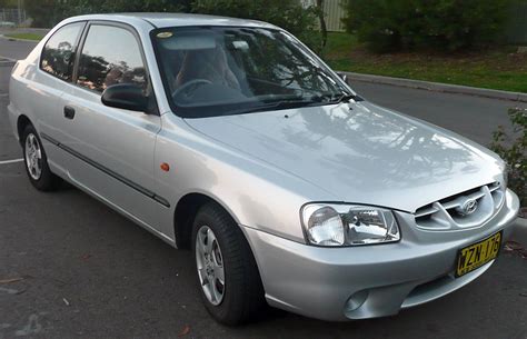 2000 Hyundai Accent GL - Sedan 1.5L Manual