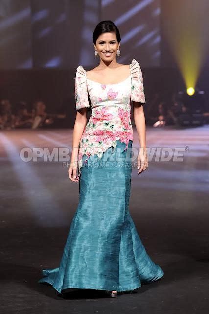 Style Icon: Pitoy Moreno - Paperblog | Filipiniana dress, Modern filipiniana dress, Cocktail ...