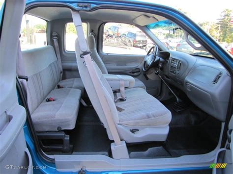 1998 Ford F150 XL SuperCab interior Photo #38201224 | GTCarLot.com