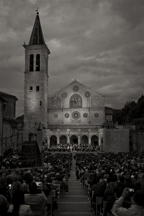 Spoleto Festival dei 2 Mondi. Show and culture in a stunning setting #Italy #Umbria #Spoleto ...