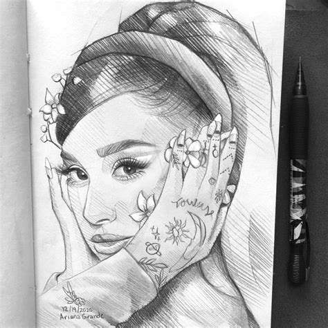 Ariana Grande Drawing Outline