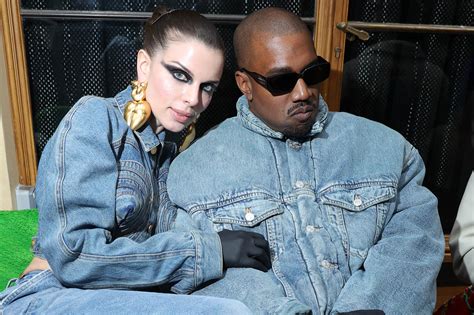 Kanye West, Julia Fox are in an open relationship: They're 'evolved ...