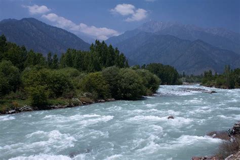 Lidder River, Pahalgam | Hotels, Images, Best Time