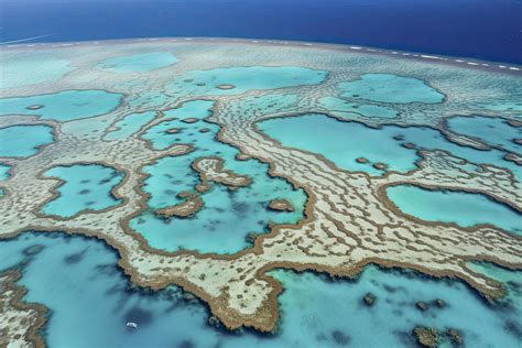 Great Barrier Reef - Aerial View 22151881 Stock Photo at Vecteezy