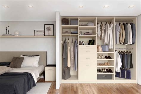 Custom Reach-In Closets, Bedroom Reach-In Closets