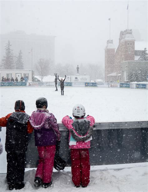 Rideau Canal and Winterlude in the Snow : February 12, 201… | Flickr