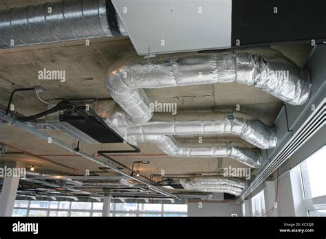 Air conditioning ducting hi-res stock photography and images - Alamy