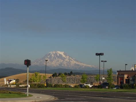 South Hill, WA : Mount Rainier from South Hill/Puyallup photo, picture ...