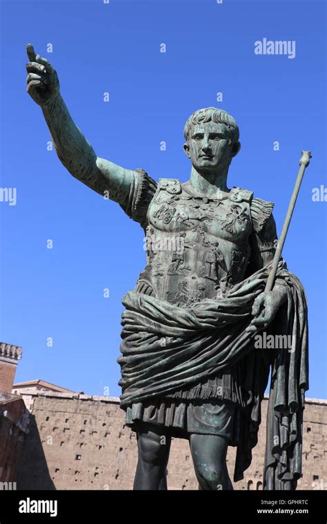 Statue of the roman emperor Julius Caesar in Rome Stock Photo, Royalty ...