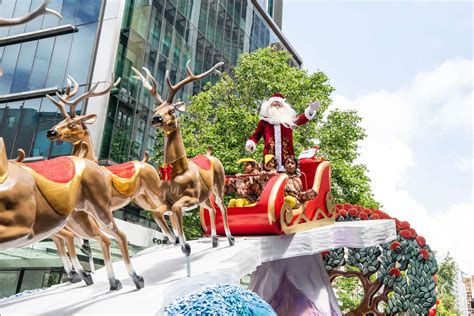 Farmers Santa Parade is back for Christmas | Auckland for Kids