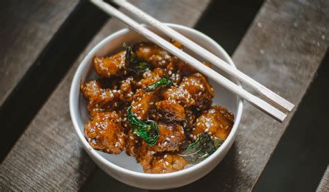 The Legend of American Chinese Food: 8 Dishes and Their Authentic Counterparts - RADII