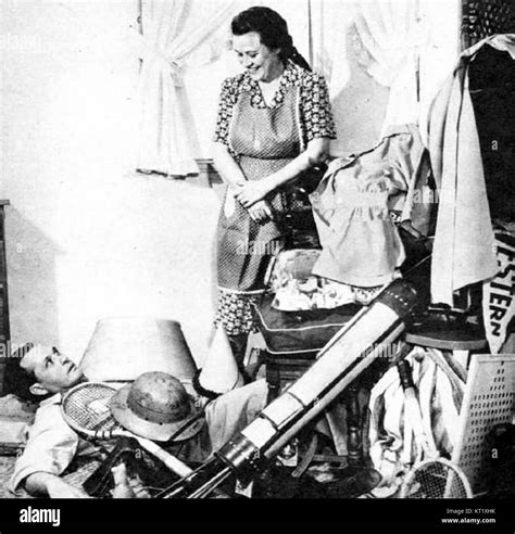 Fibber McGee and Molly closet photo 1948 Stock Photo - Alamy