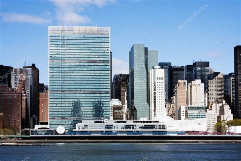 United Nations headquarters - New York — Stock Photo © phakimata #2889093