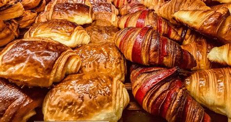 Where To Find The Best Croissant In Paris - Dreamer at Heart