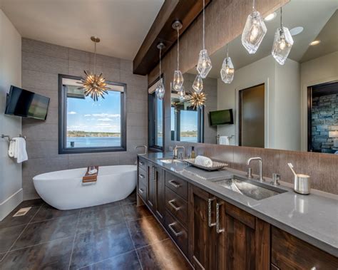 5 Must-Have Custom Bathroom Features | NoCO Custom Homes