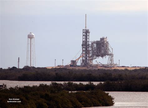 SpaceX Shuffles Falcon 9 Launch Schedule, NASA Gets 1st Launch from ...