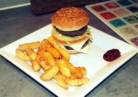 Home made Big Mac | An attempt to make a Big Mac at home. Wo… | Flickr