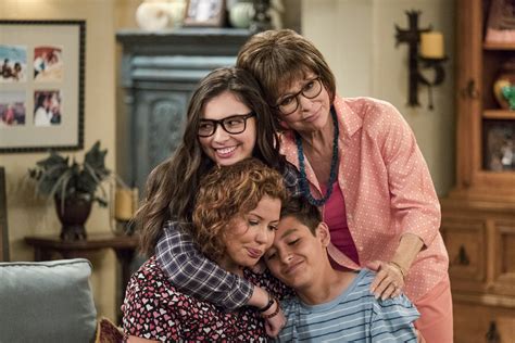 ‘One Day at a Time’ Season 2 Review: Netflix’s Best Multi-Cam Sitcom ...