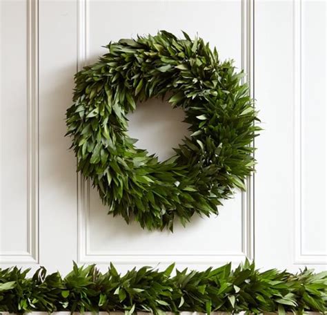 Bay leaf | Christmas wreaths, Leaf wreath, Holiday wreaths