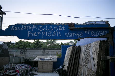 Foto: Warga Kampung Bayam di Tengah Pembangunan Stadion Megah JIS - Foto Katadata.co.id