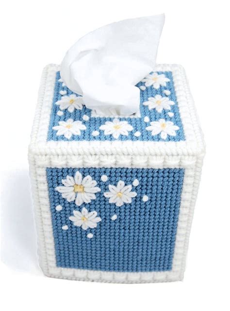 PATTERN: Daisy Tissue Box Cover in Plastic Canvas - Etsy | Plastic canvas tissue boxes, Plastic ...