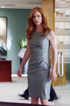 Donna from Suits outfits