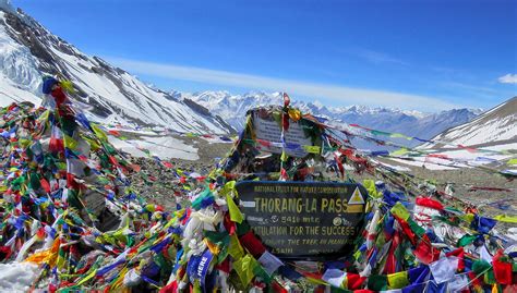 Annapurna Circuit Trek 12 days – Nepal Trekking and Hiking Holiday Packages