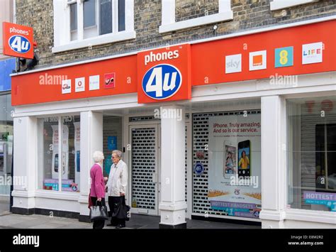 Phones 4U shop closed after going into administration. Maidstone, Kent, England, UK, Britain ...