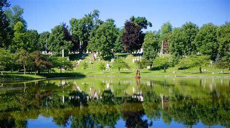 Forest Lawn Cemetery in North Buffalo - Tours and Activities | Expedia.ca